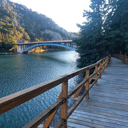 Apartman Arija-Pino Vodice Exteriör bild