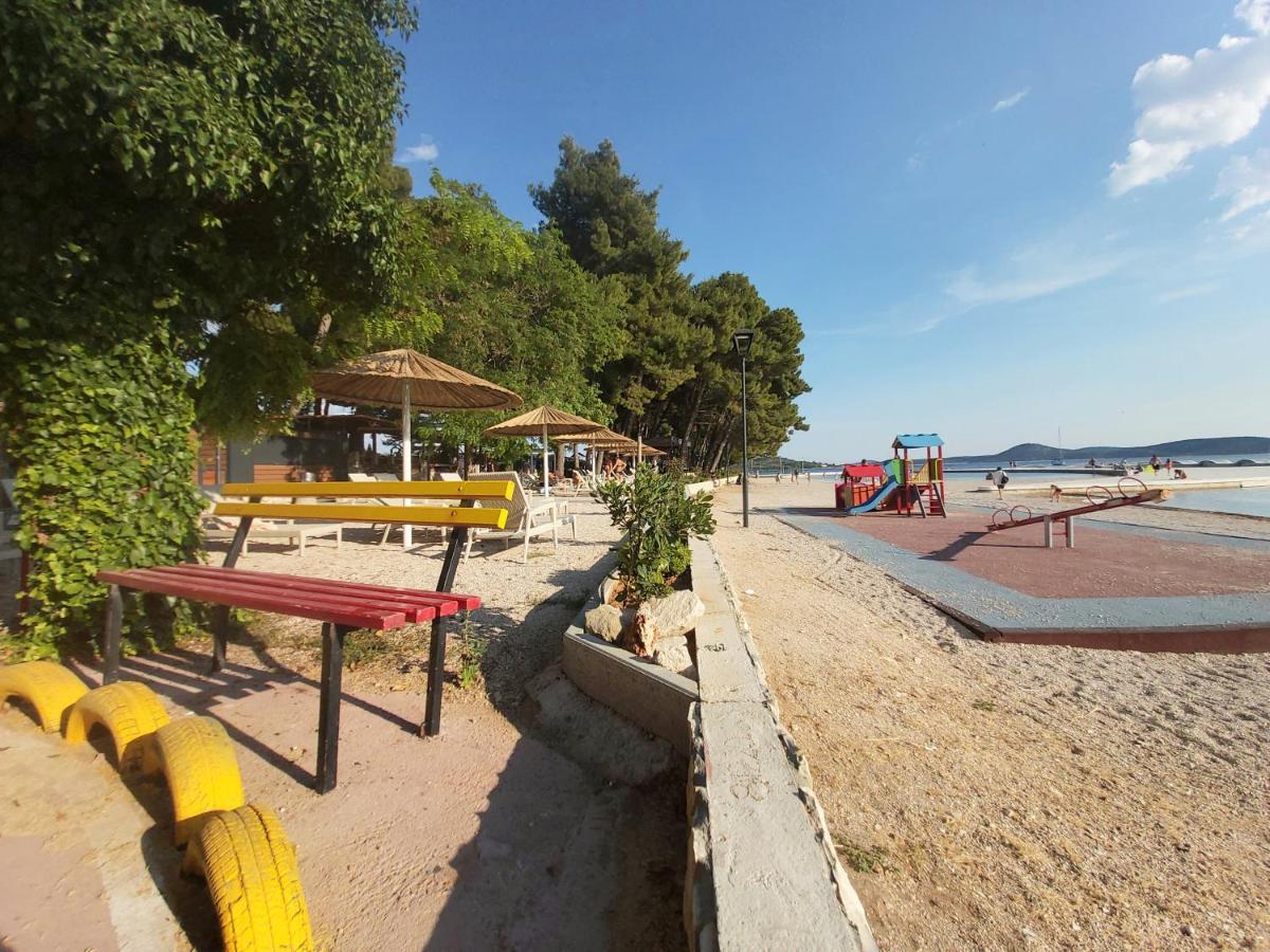 Apartman Arija-Pino Vodice Rum bild