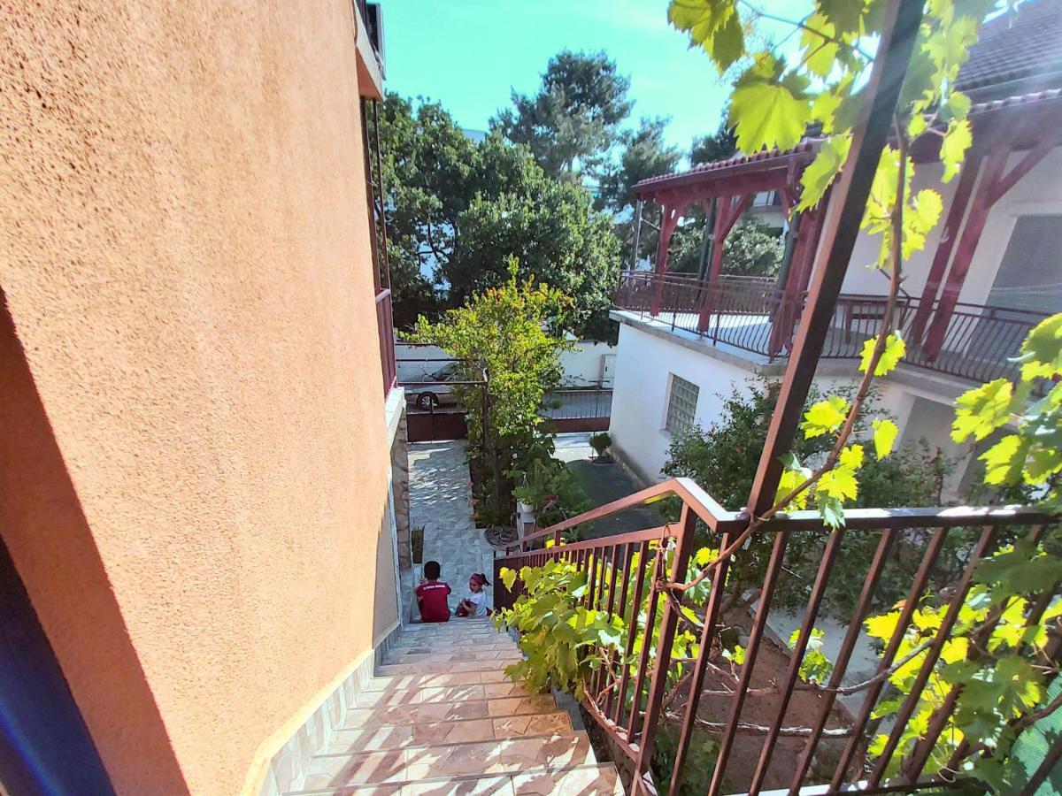 Apartman Arija-Pino Vodice Exteriör bild