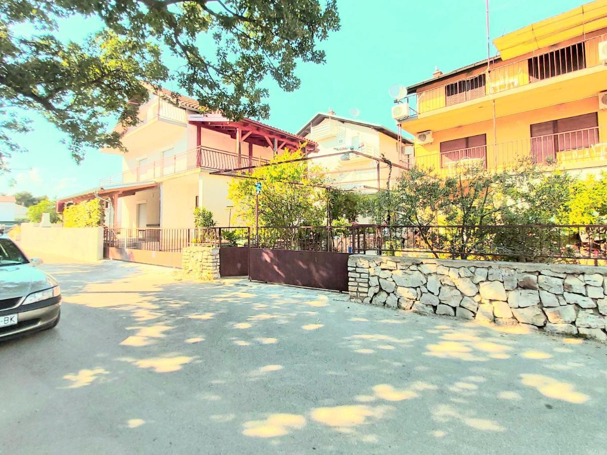 Apartman Arija-Pino Vodice Exteriör bild