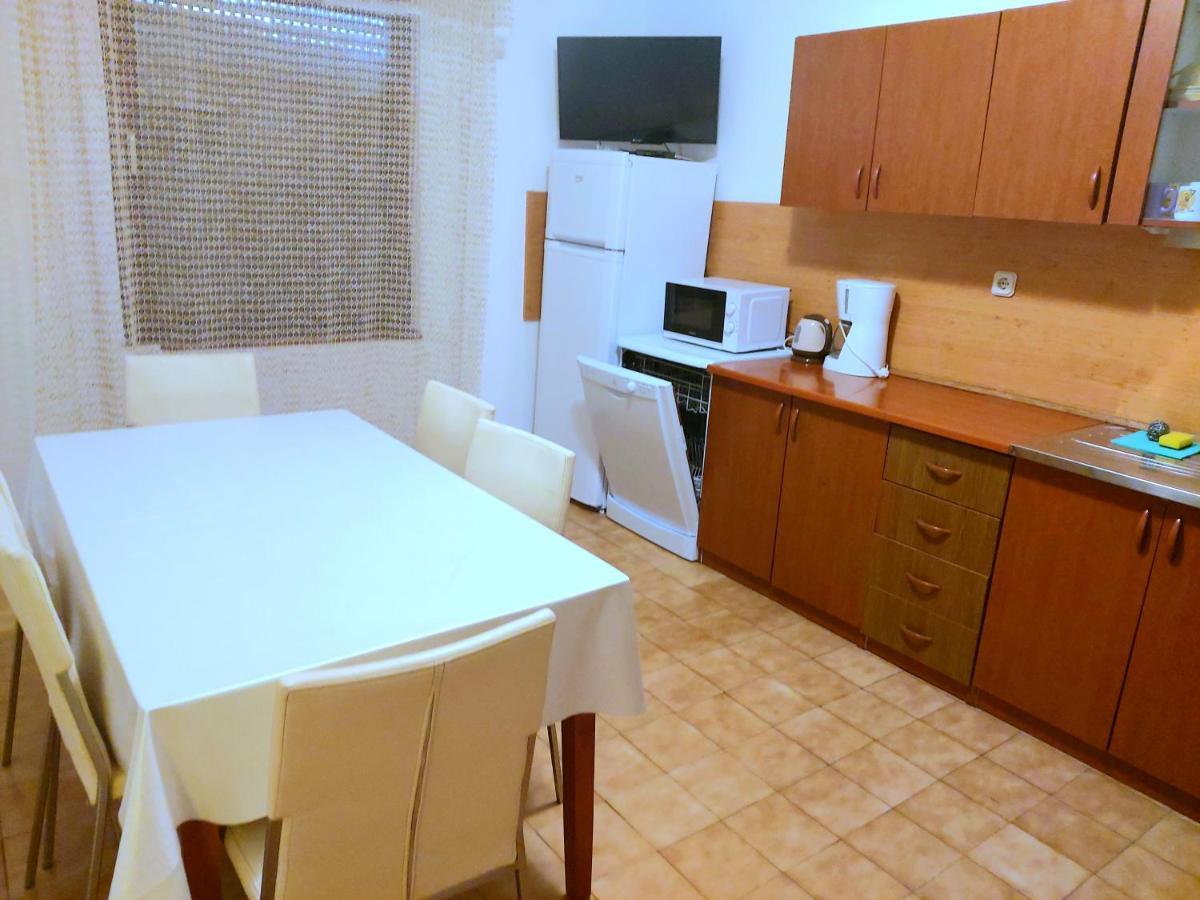 Apartman Arija-Pino Vodice Exteriör bild