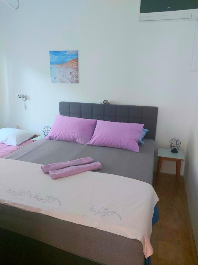 Apartman Arija-Pino Vodice Exteriör bild