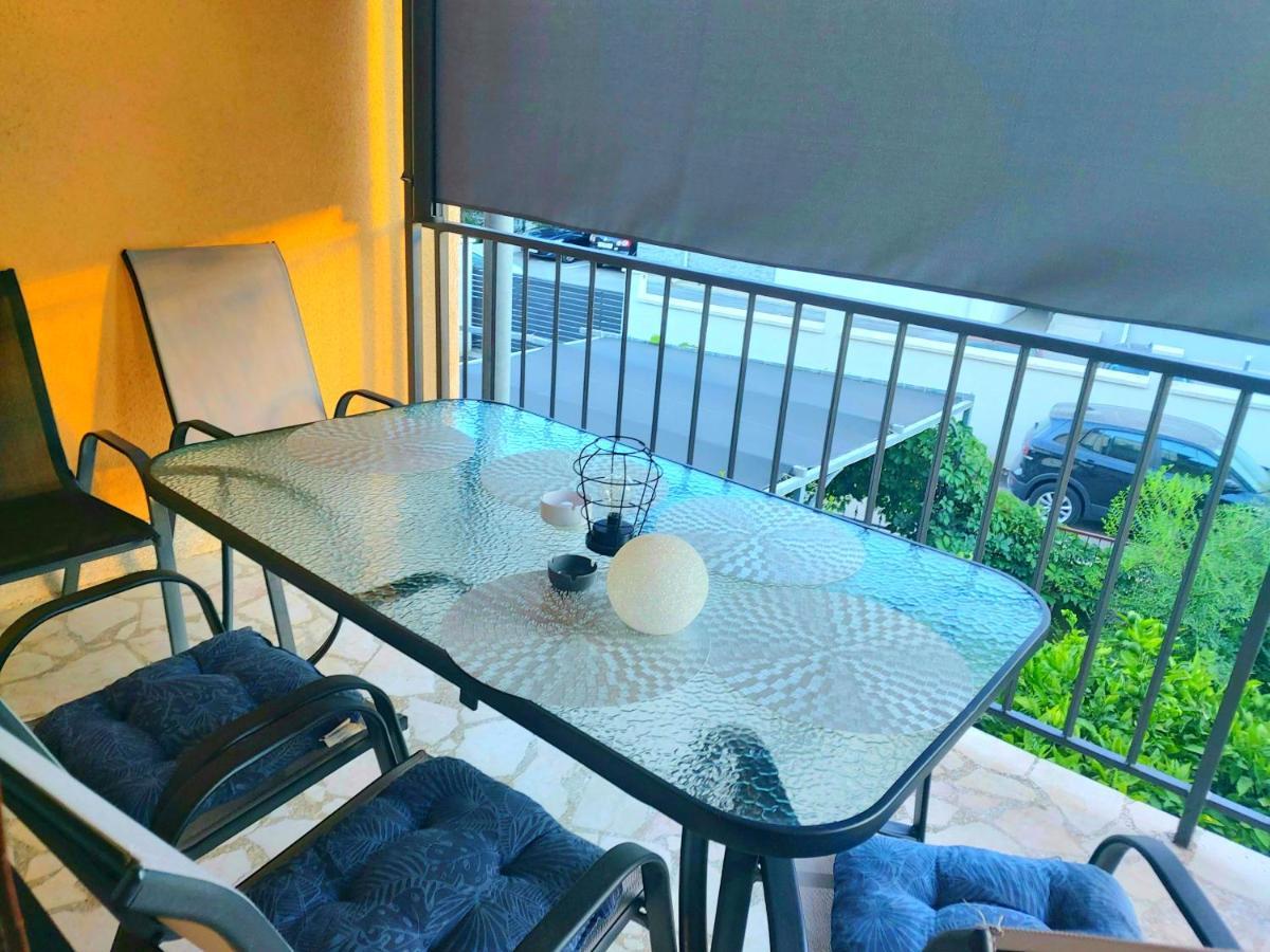 Apartman Arija-Pino Vodice Rum bild