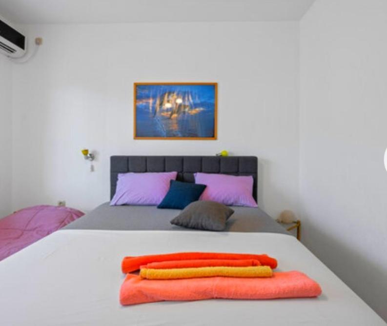 Apartman Arija-Pino Vodice Exteriör bild